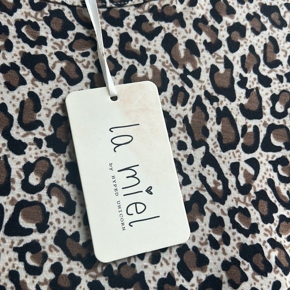 5/$25 Women's Leopard Print Dress, Form Fitting, Stretch, NWT, Medium - Picture 6 of 6